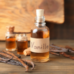 Make homemade vanilla extract with just TWO ingredients in less than FIVE minutes! This recipe is better quality & way cheaper than grocery store versions. | www.grownupdish.com