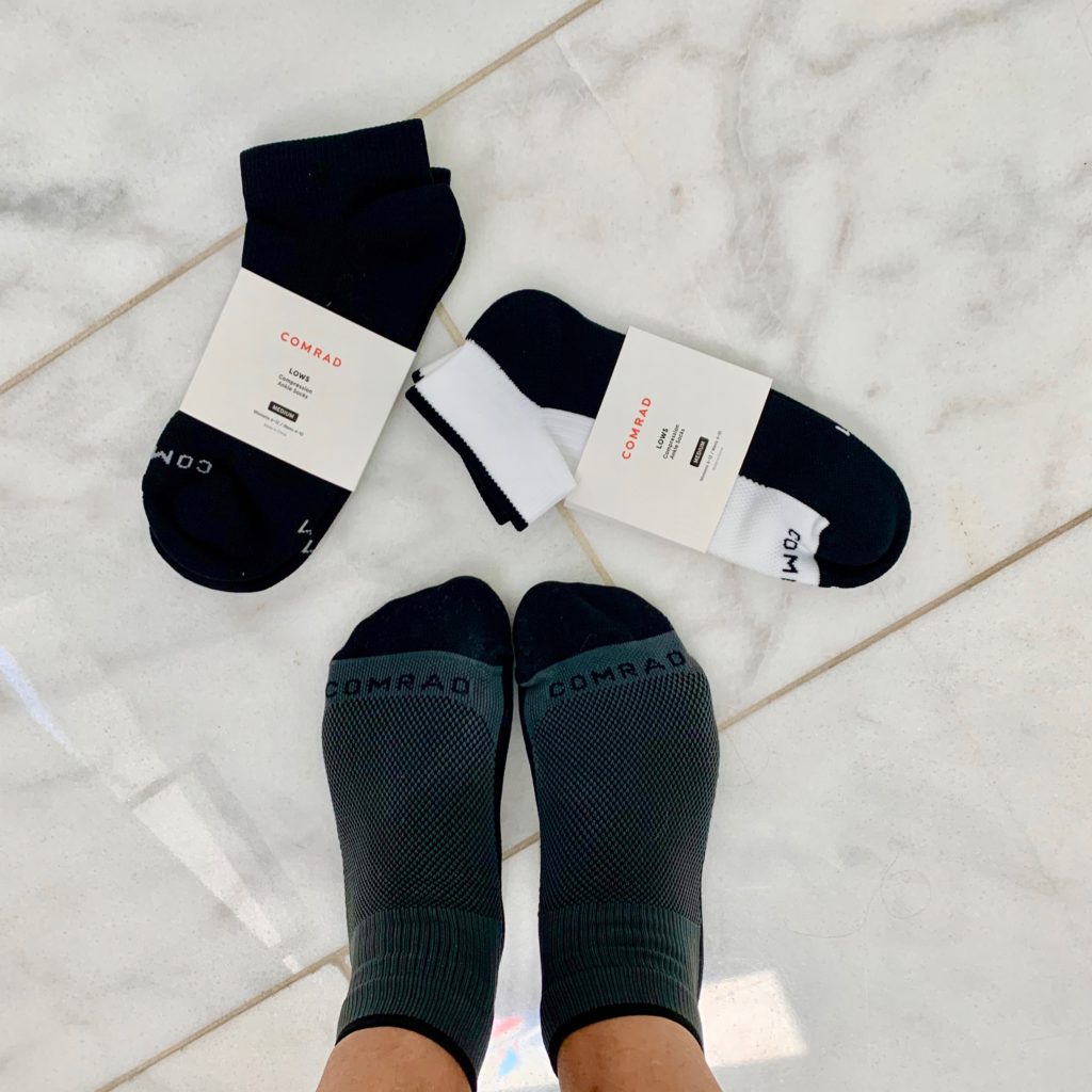 Thanks to Comrad, compression socks have come a long way, baby! They now look more department store than drugstore. And they now make athletic socks too. Check out my review & discount code. | www.grownupdish.com