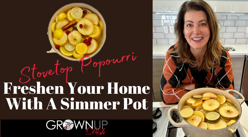A simmer pot or stovetop potpourri is a natural & easy way to make your house smell amazing with no chemicals. Video and step-by-step instructions. | www.grownupdish.com